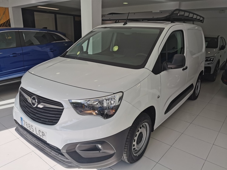 Opel Combo furgón 1.5 tdi 100cv foto 2