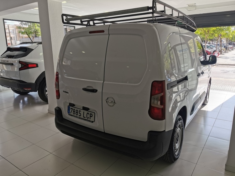Opel Combo furgón 1.5 tdi 100cv foto 3
