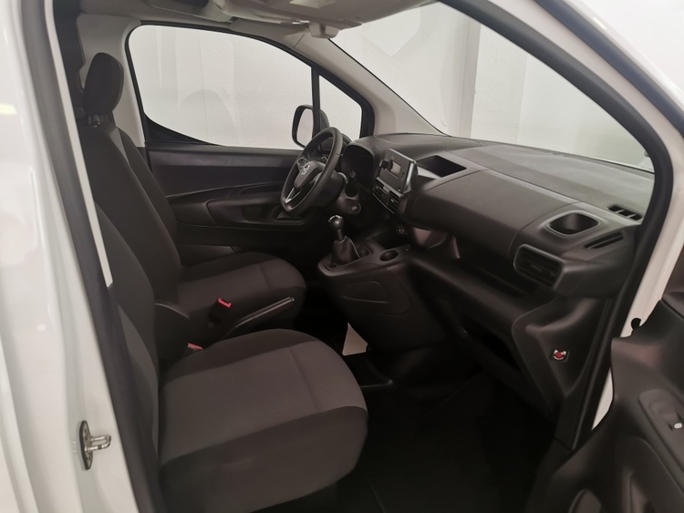 Opel Combo furgón 1.5 tdi 100cv foto 5