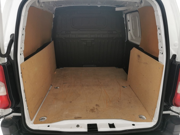 Opel Combo furgón 1.5 tdi 100cv foto 8