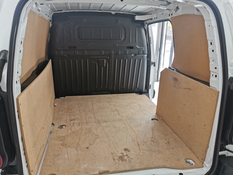 Opel Combo furgón 1.5 tdi 100cv foto 6