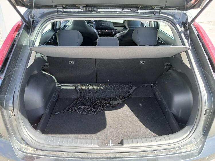 Kia Niro Concept Hybrid 1.6 141cv foto 6