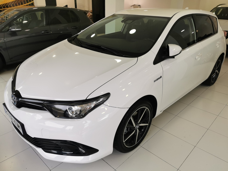 Toyota Auris Hybrid Feel! Edition foto 2