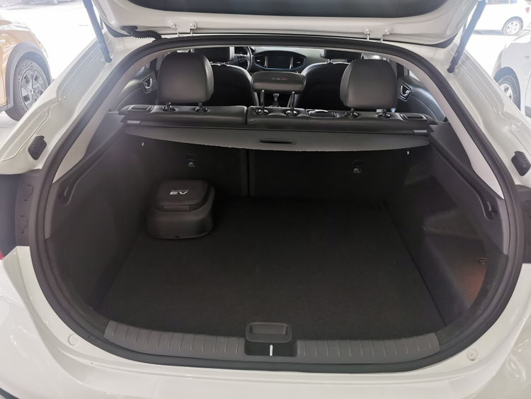 Hyundai IONIQ Style Plug-In Hybrid foto 8