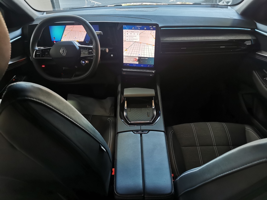 RENAULT AUSTRAL TECHNO HYBRID 200CV miniatura 4