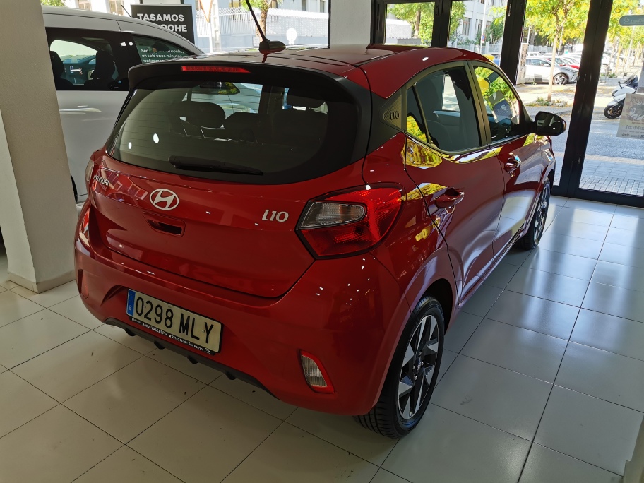 HYUNDAI i10 KLASS 1.0 66CV foto 3