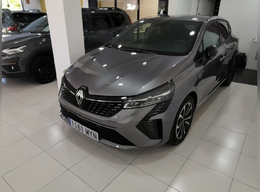 RENAULT - CLIO