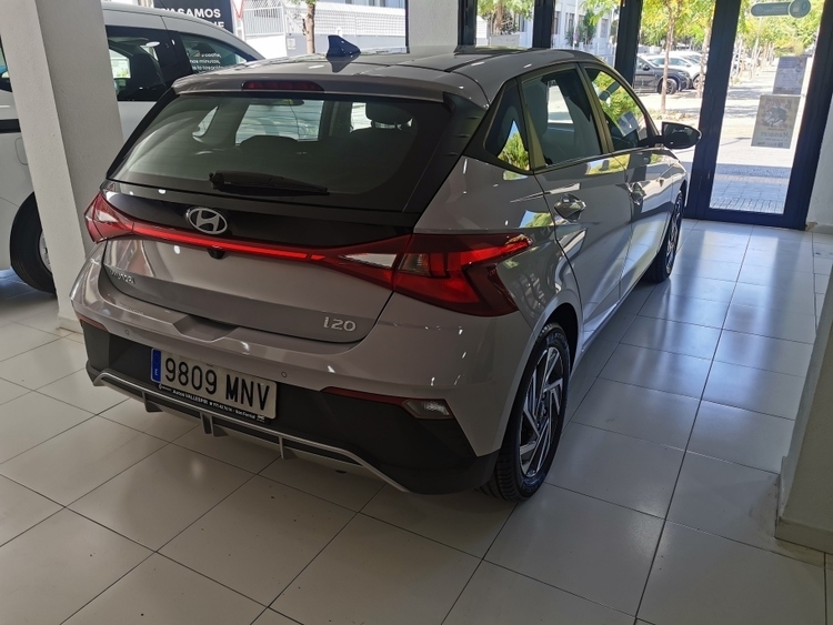 HYUNDAI i20 KLASS 1.2 MPI 85CV foto 3