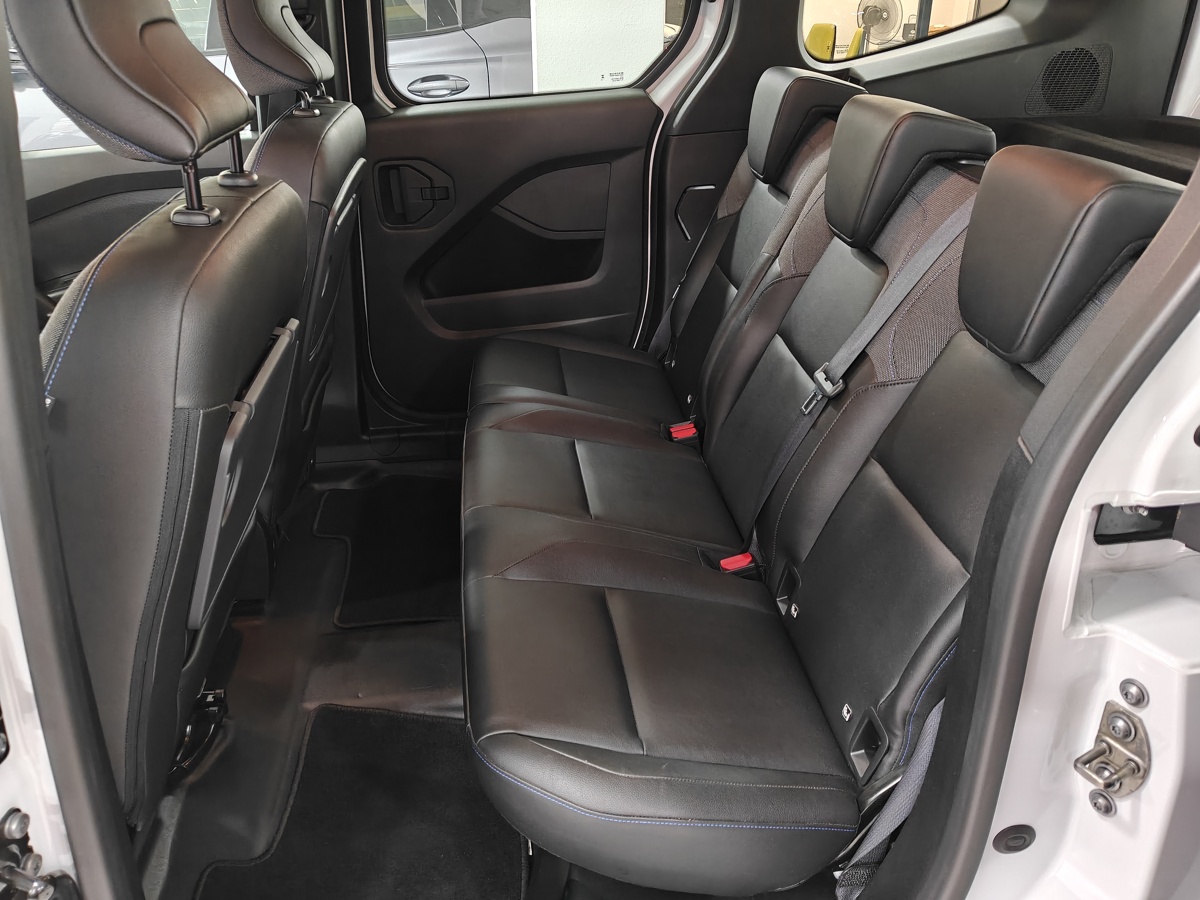 NISSAN TOWSTAR ACENTA + 1.3 TCE 130CV foto 6