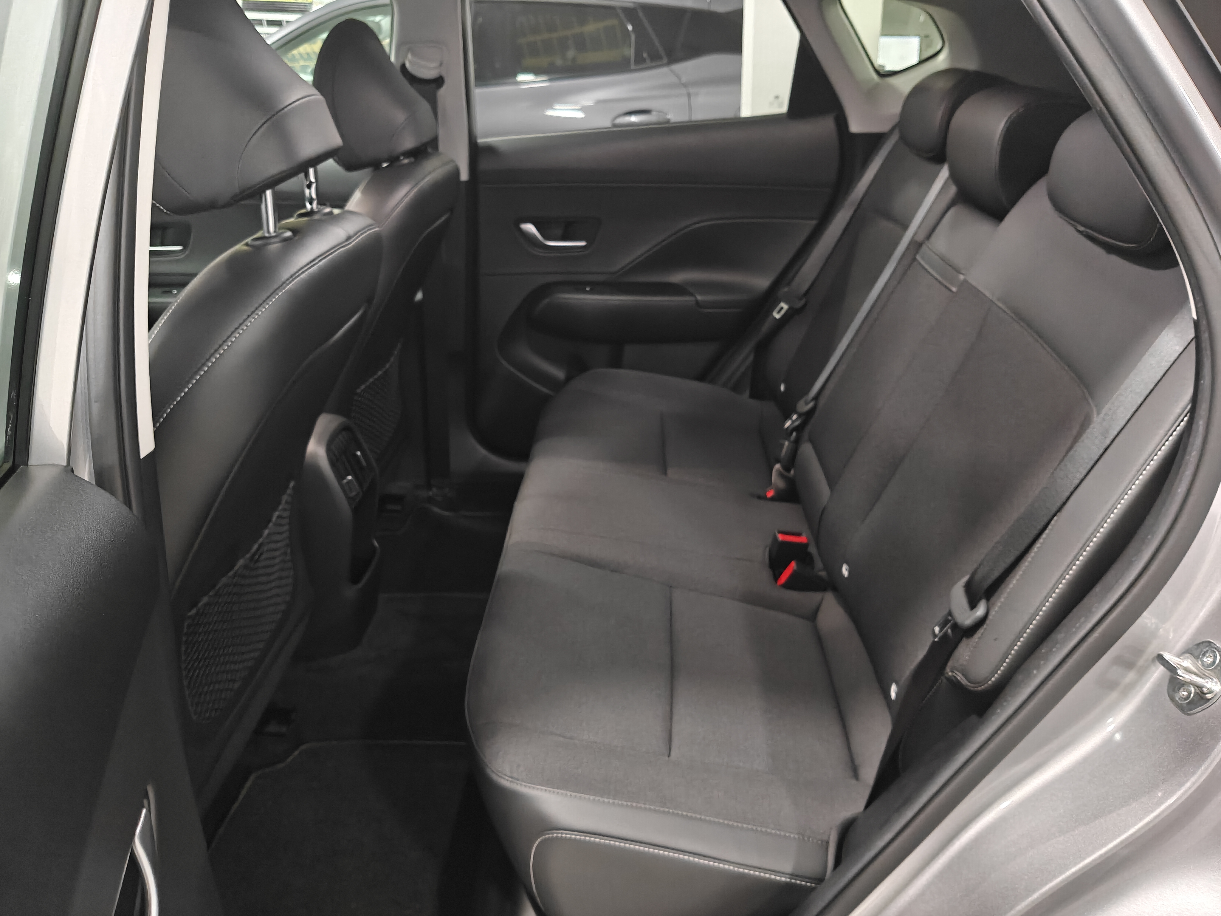 HYUNDAI KONA TECNO 1.0 TGDI 120CV miniatura 5